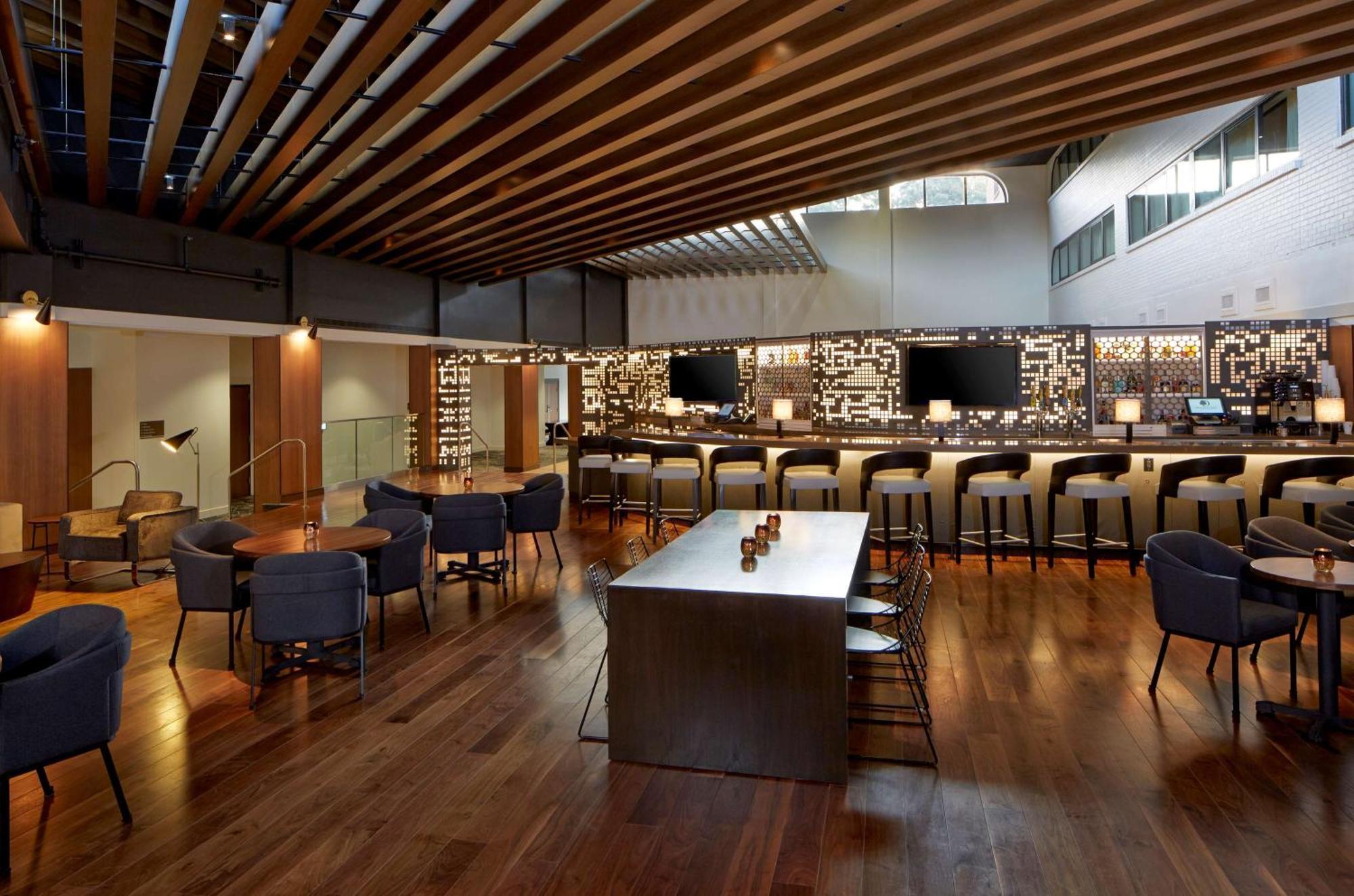 Doubletree By Hilton Atlanta Perimeter Dunwoody Hotel Bagian luar foto
