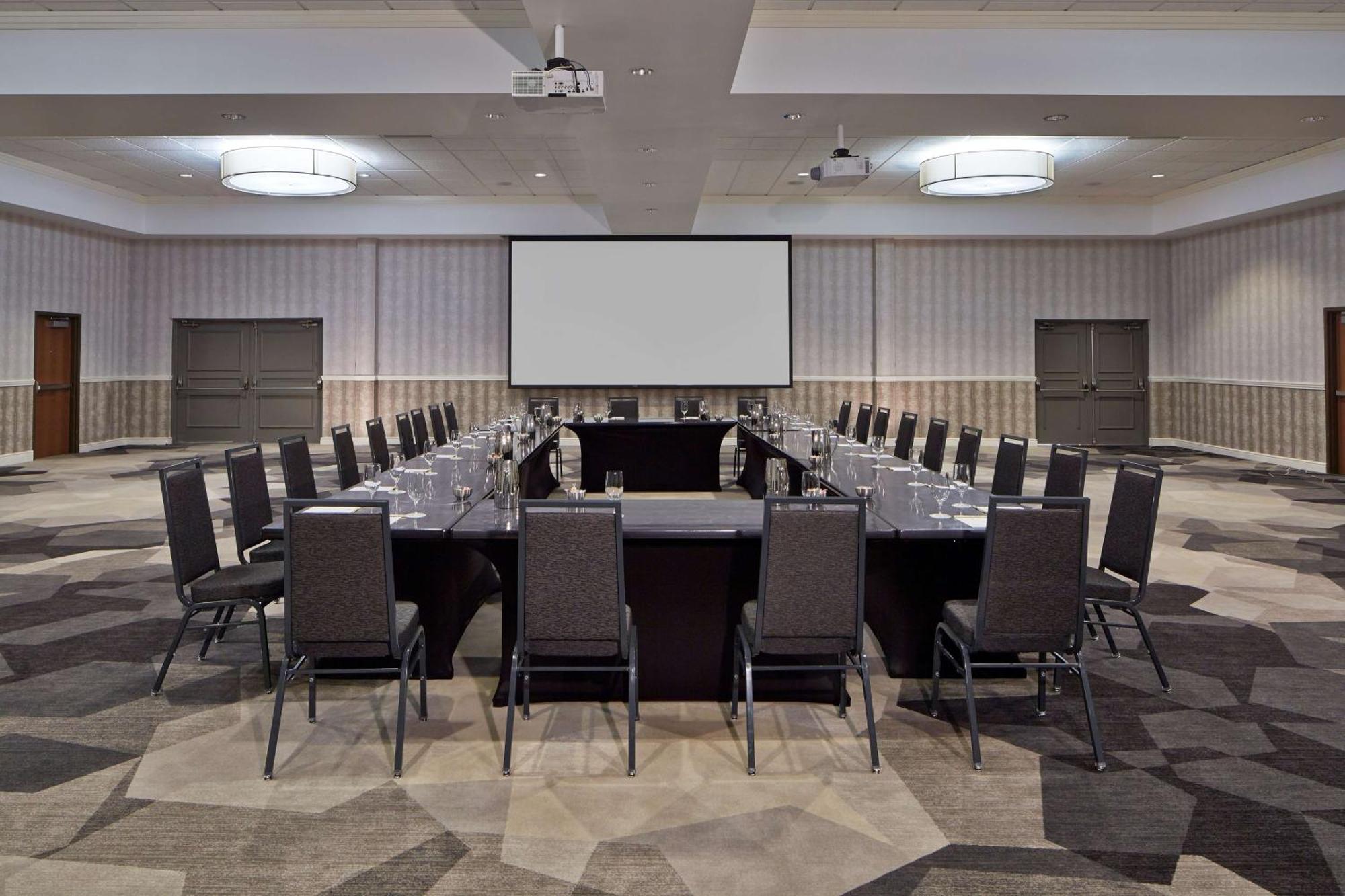 Doubletree By Hilton Atlanta Perimeter Dunwoody Hotel Bagian luar foto