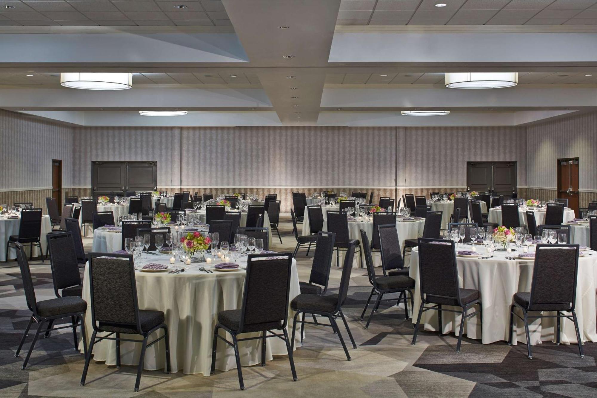 Doubletree By Hilton Atlanta Perimeter Dunwoody Hotel Bagian luar foto