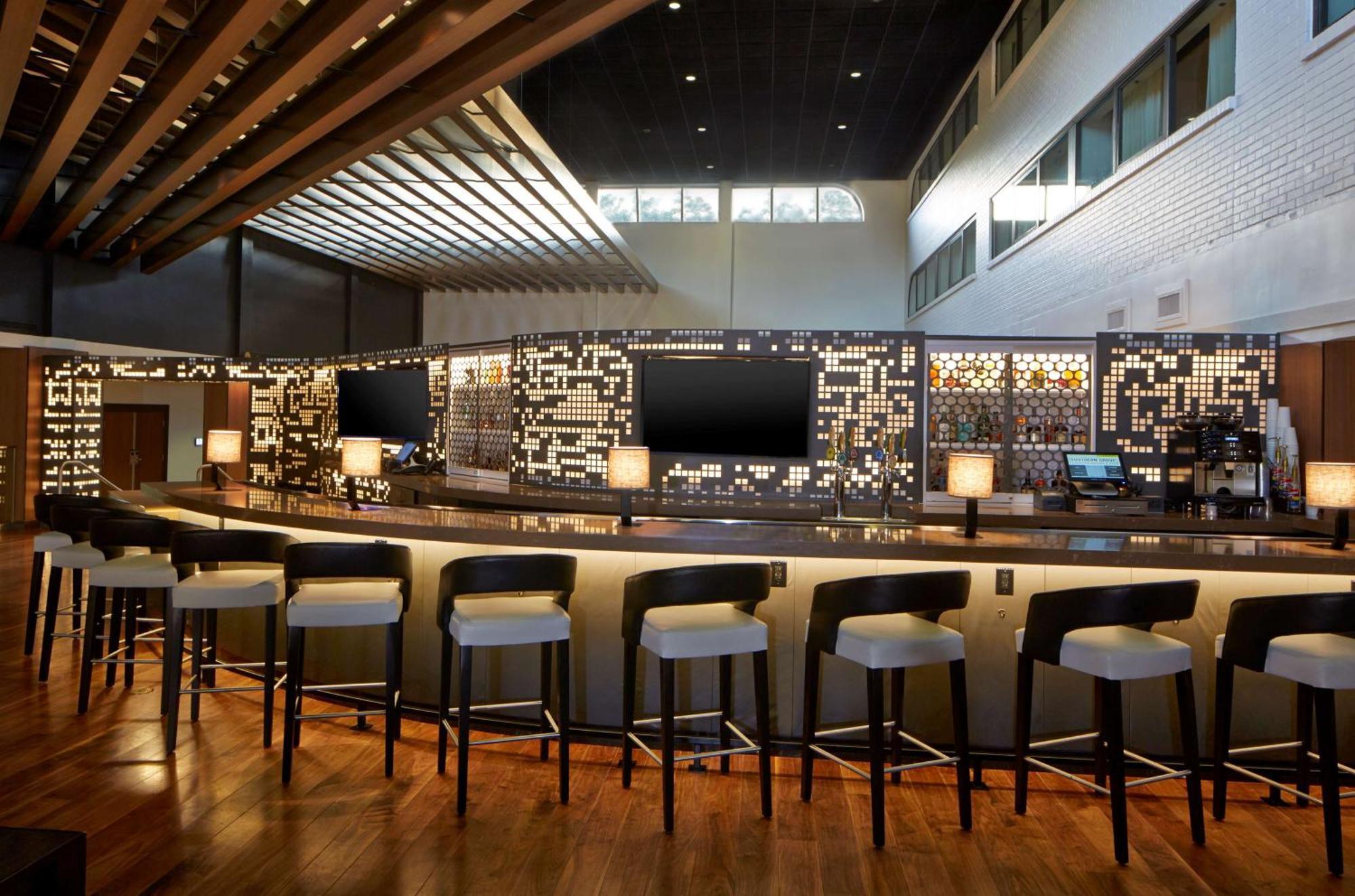 Doubletree By Hilton Atlanta Perimeter Dunwoody Hotel Bagian luar foto