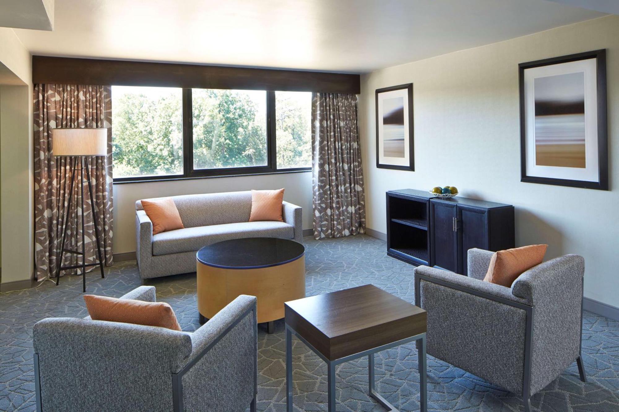 Doubletree By Hilton Atlanta Perimeter Dunwoody Hotel Bagian luar foto