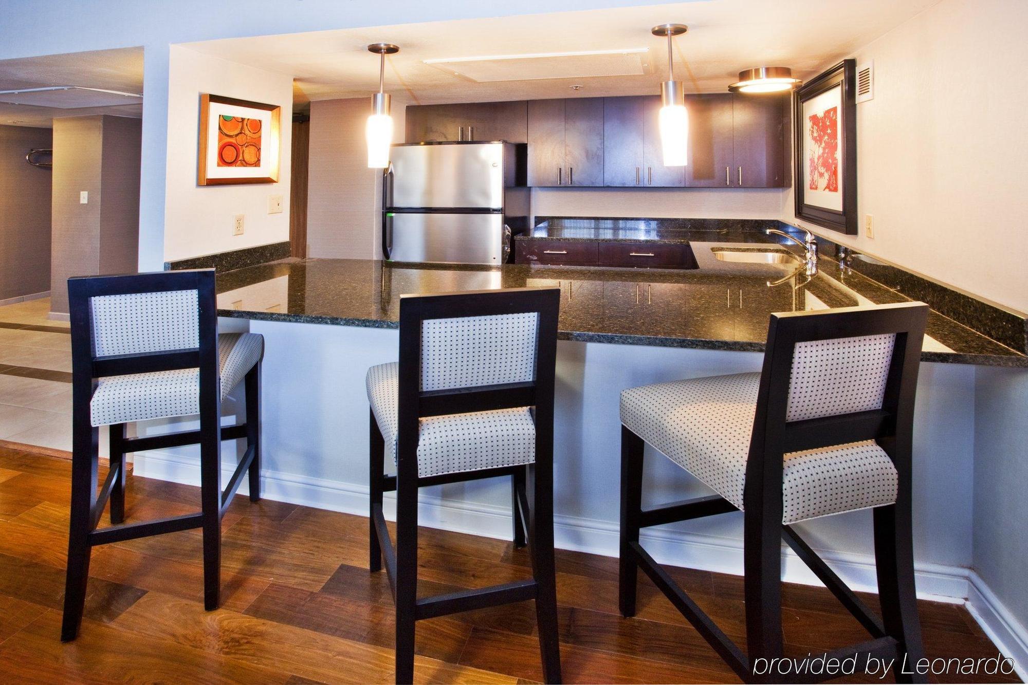 Doubletree By Hilton Atlanta Perimeter Dunwoody Hotel Ruang foto